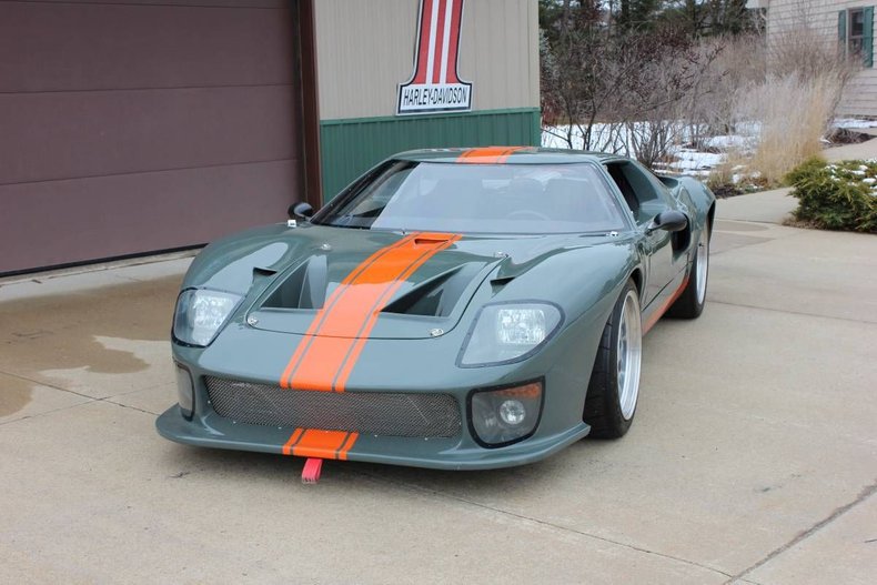 4275 | 1966 Ford GT40 Replica  | Vintage Car Collector