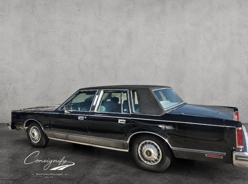 1984 lincoln town car