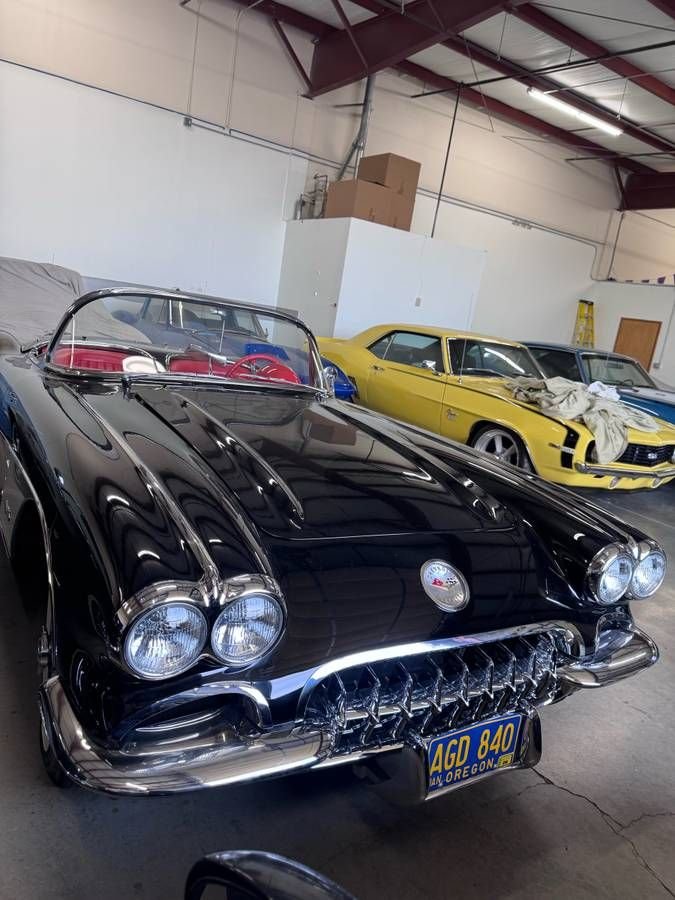 1960 chevrolet corvette