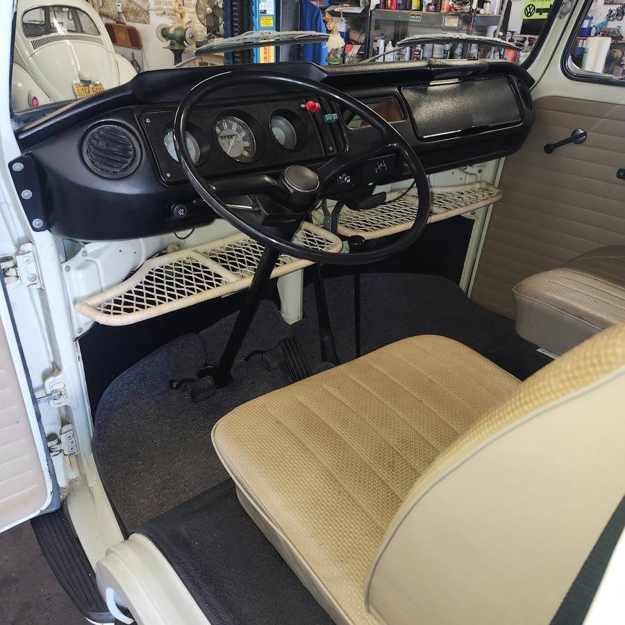 1969 volkswagen westfalia camper