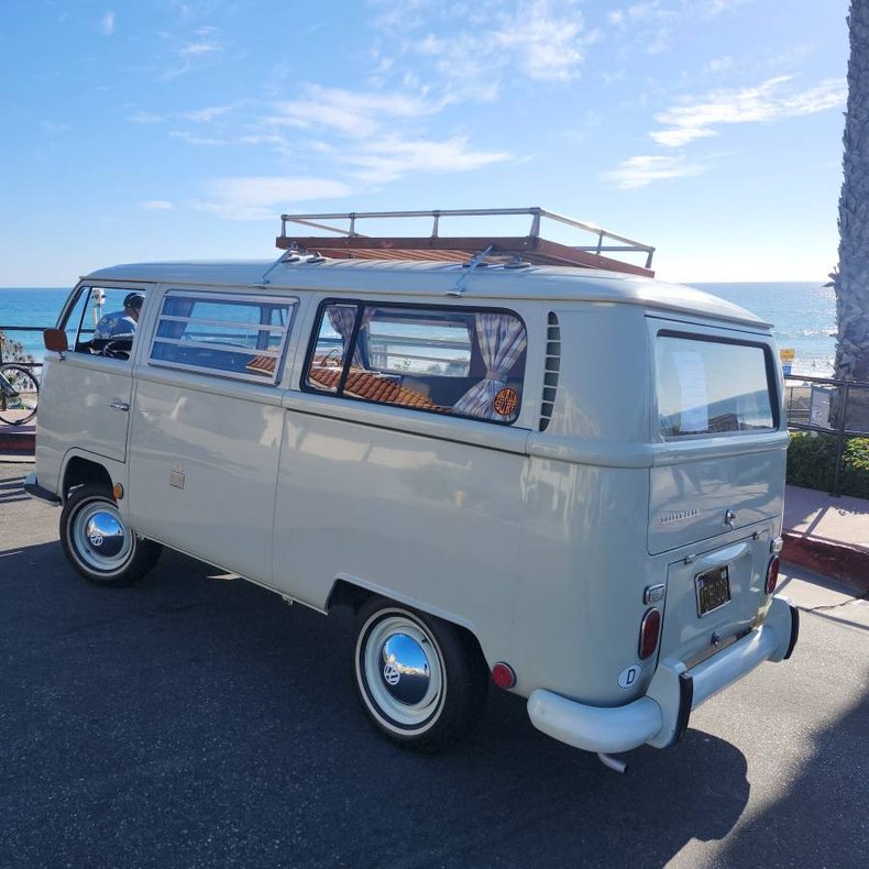 For Sale 1969 Volkswagen Westfalia Camper