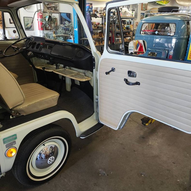 For Sale 1969 Volkswagen Westfalia Camper