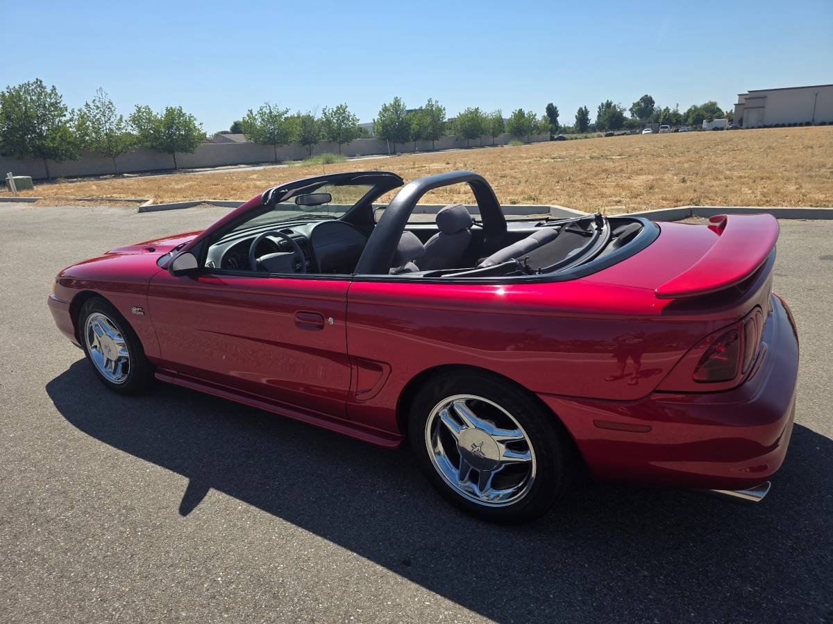 1994 ford mustang gt