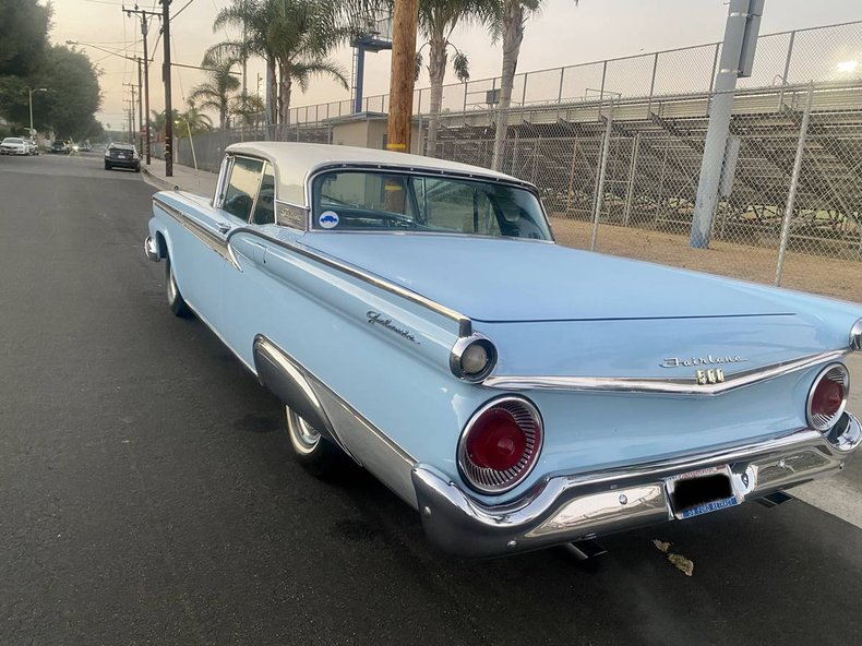 For Sale 1959 Ford Fairlane 500 Skyliner