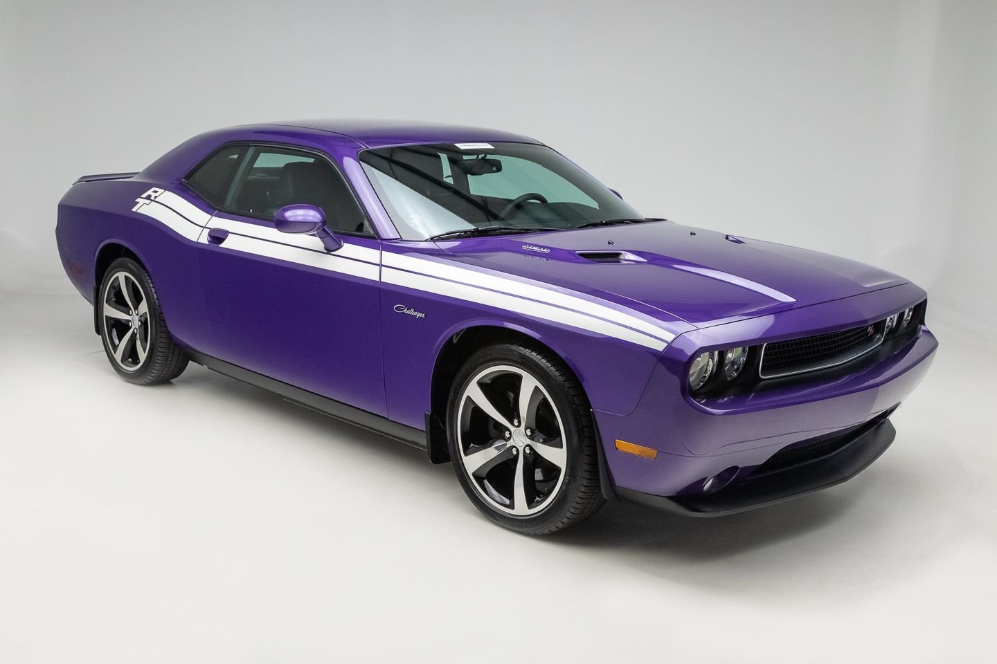 2013 dodge challenger 2dr cpe r t classic