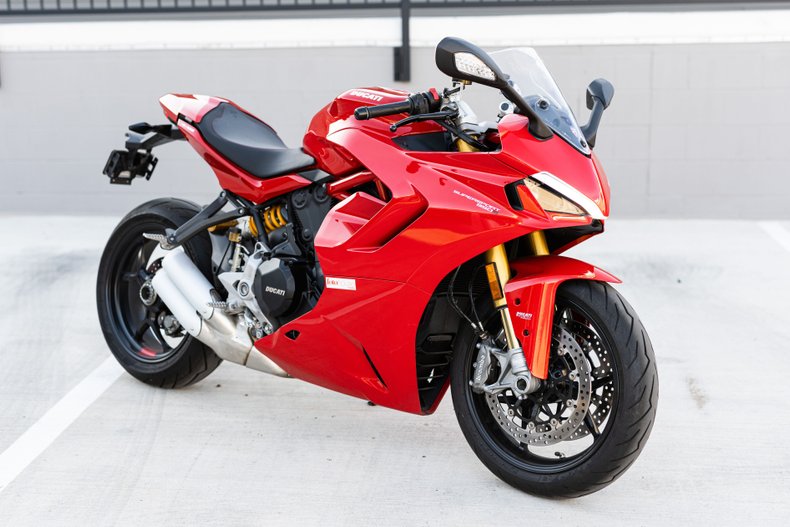 2021 Ducati Super Sport 950 S