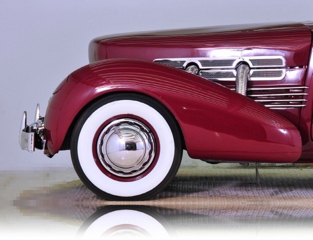 1937 Cord 