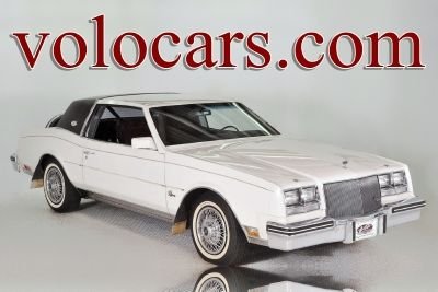1985 Buick Riviera | Volo Museum