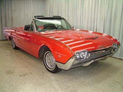 1962 Ford Thunderbird