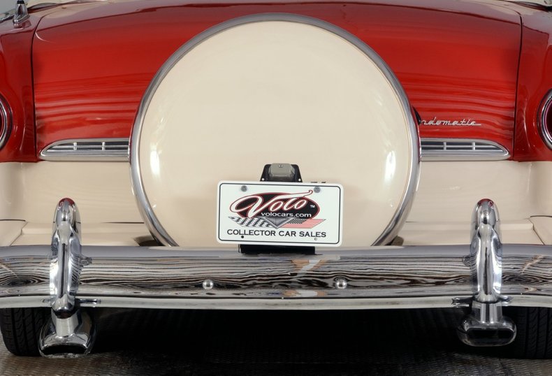 1955 Ford Sunliner