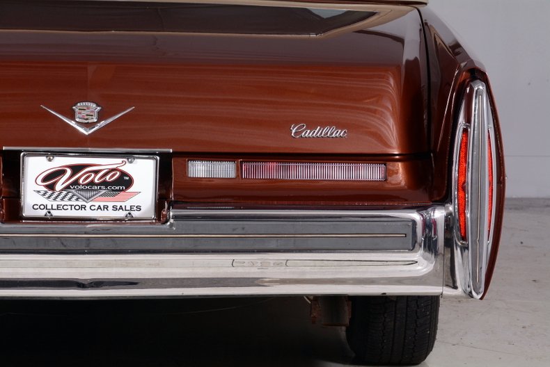 1975 Cadillac Sedan deVille