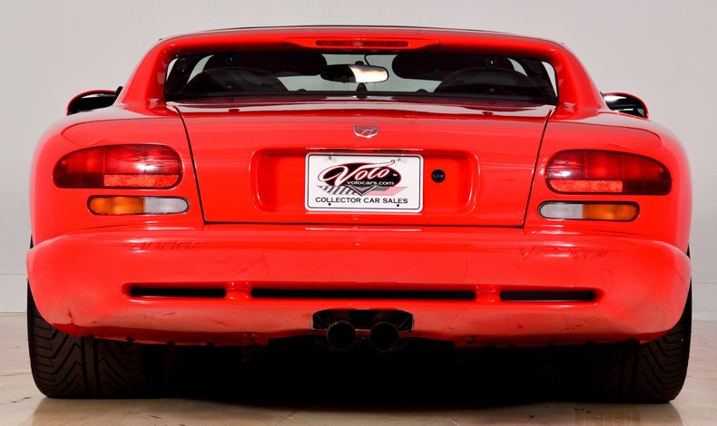 2002 Dodge Viper