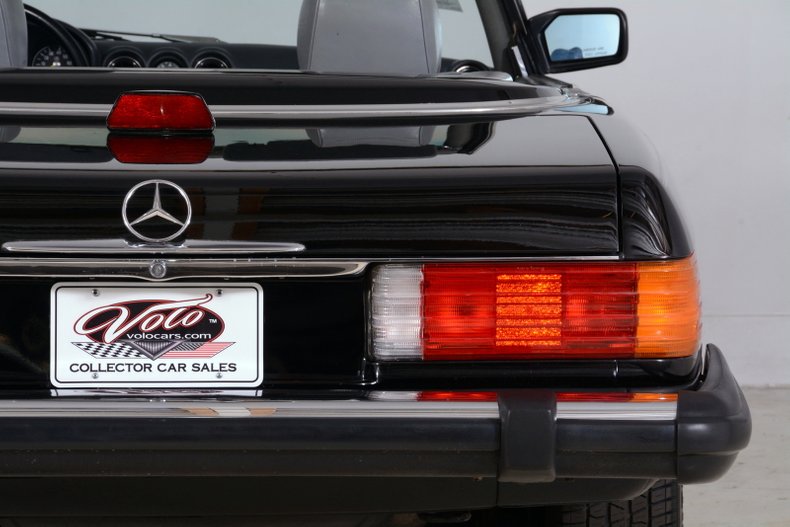 1986 Mercedes-Benz 560SL