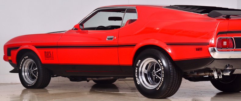 1972 Ford Mustang | Volo Museum