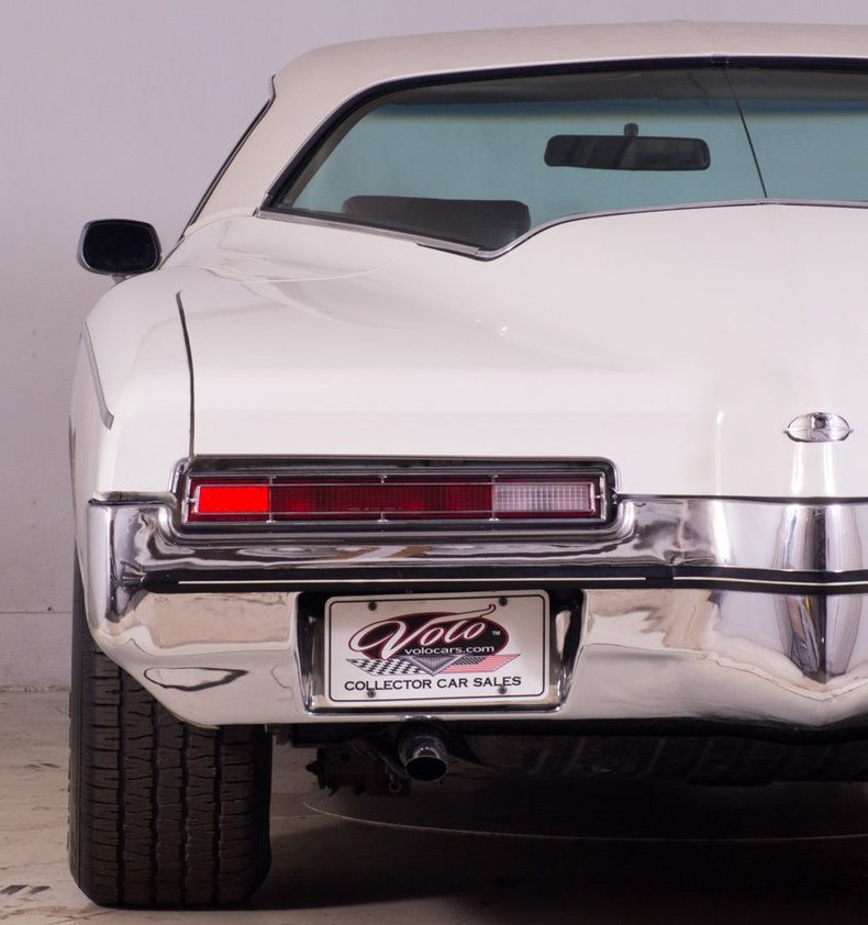 1972 Buick Riviera | Volo Museum