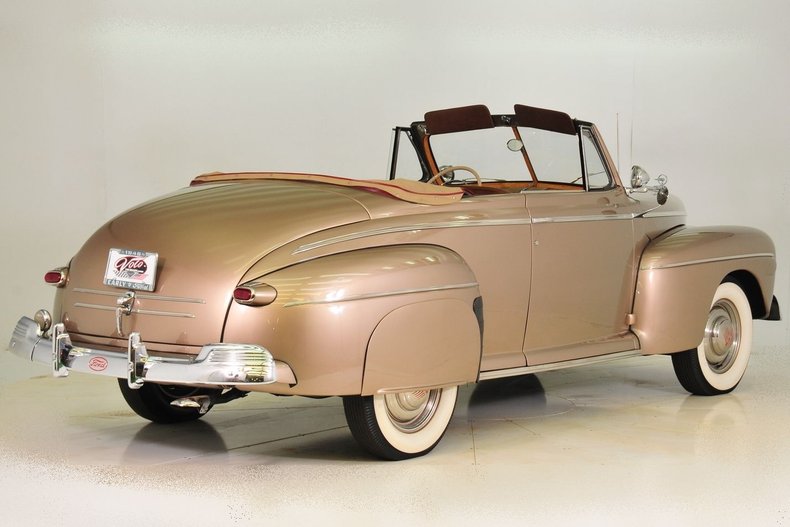 1946 Ford Super Deluxe | Volo Museum