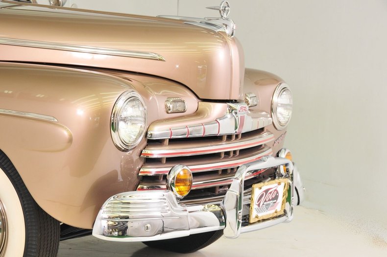 1946 Ford Super Deluxe | Volo Museum