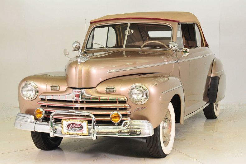 1946 Ford Super Deluxe | Volo Museum