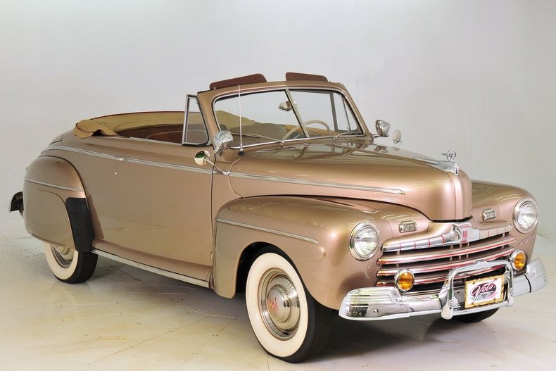 1946 Ford Super Deluxe | Volo Museum