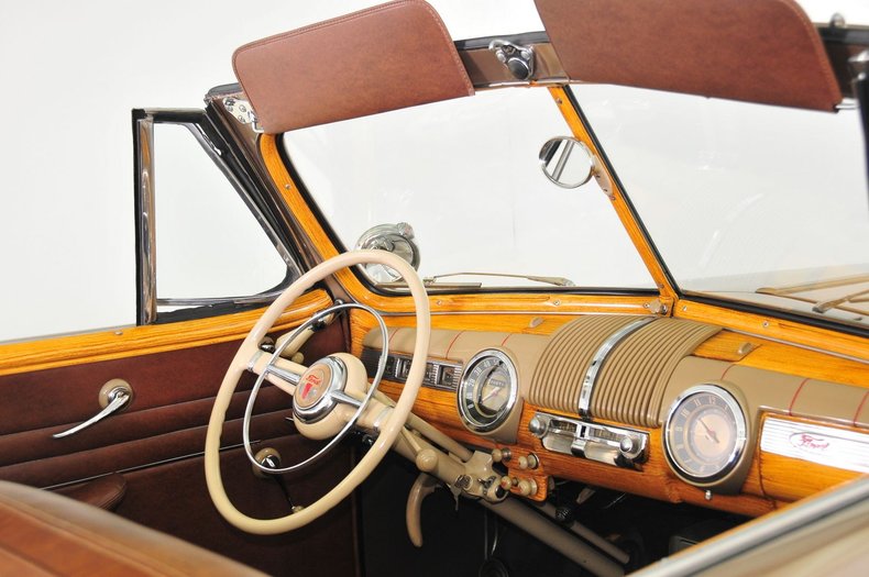 1946 Ford Super Deluxe | Volo Museum
