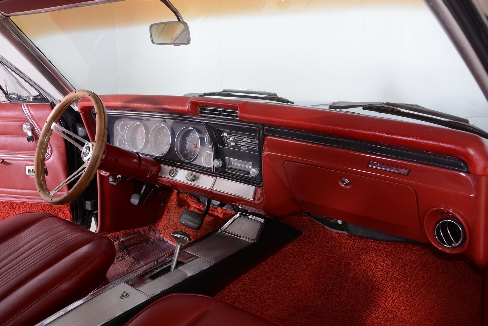 1967 Chevrolet Impala Volo Auto Museum