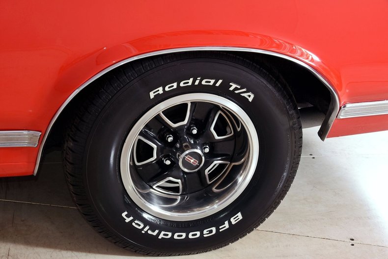 1970 Oldsmobile Cutlass | Volo Museum