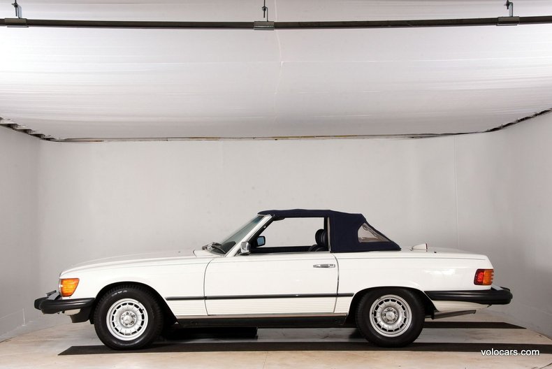 1984 Mercedes-Benz 380SL | Volo Museum