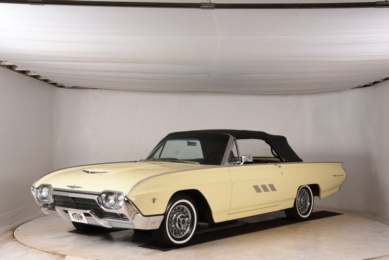 1963 Ford Thunderbird