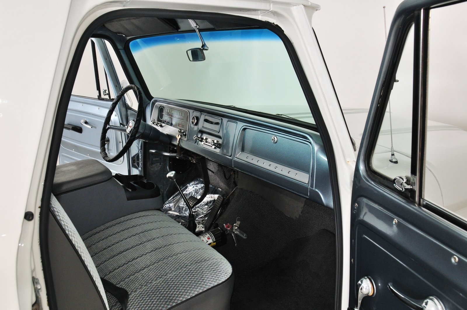 1966 Chevrolet C10 Volo Auto Museum