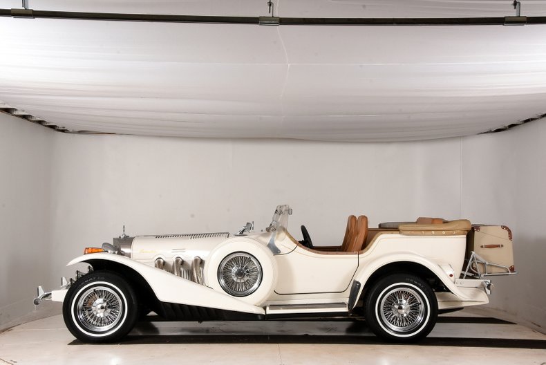 1976 Excalibur Phaeton