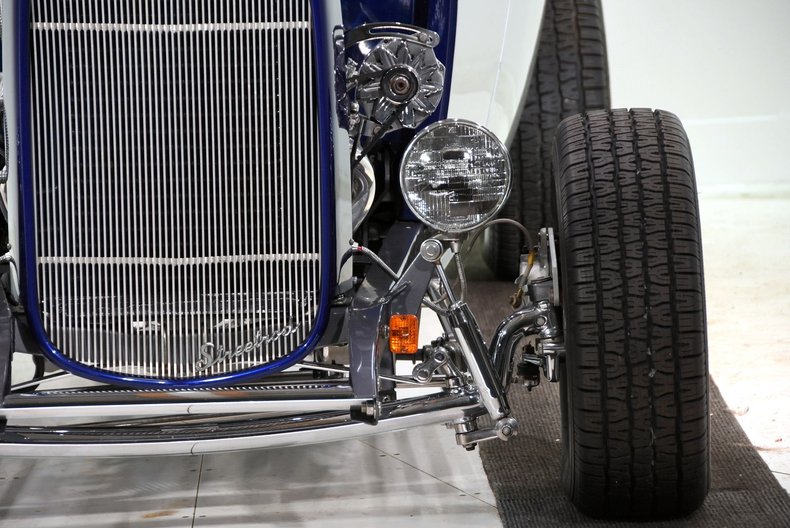 1932 Ford Custom | Volo Museum
