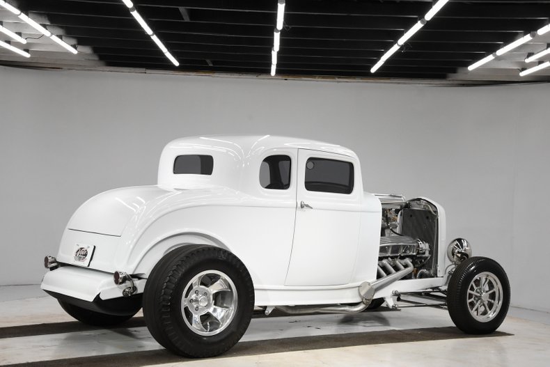 1932 Ford 5 Window