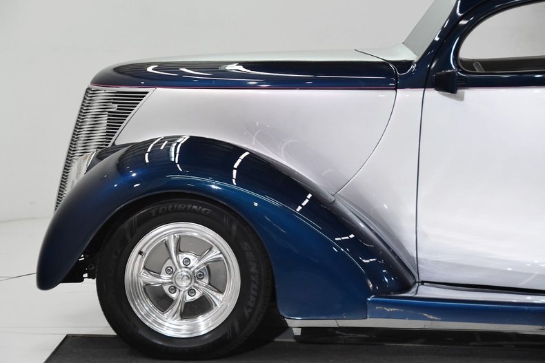 1937 Ford Custom