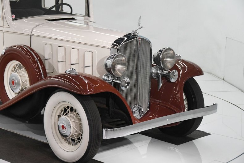 1932 Pontiac Series 302