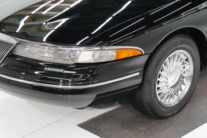 1994 Lincoln MK 8