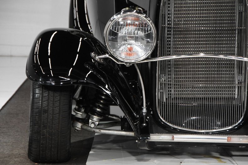 1932 Ford Custom | Volo Museum