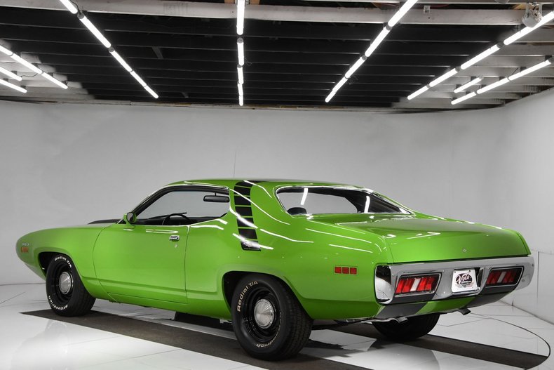 1971 Plymouth Road Runner | Volo Museum