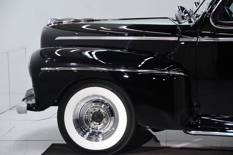 1946 Ford Super Deluxe | Volo Museum