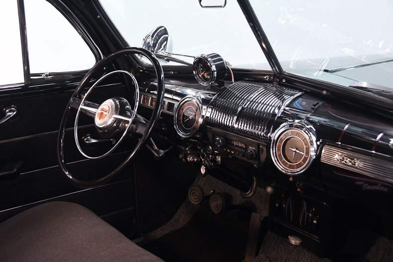 1946 Ford Super Deluxe | Volo Museum