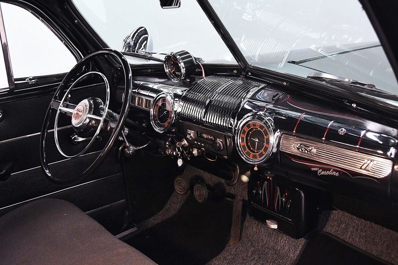 1946 Ford Super Deluxe | Volo Museum