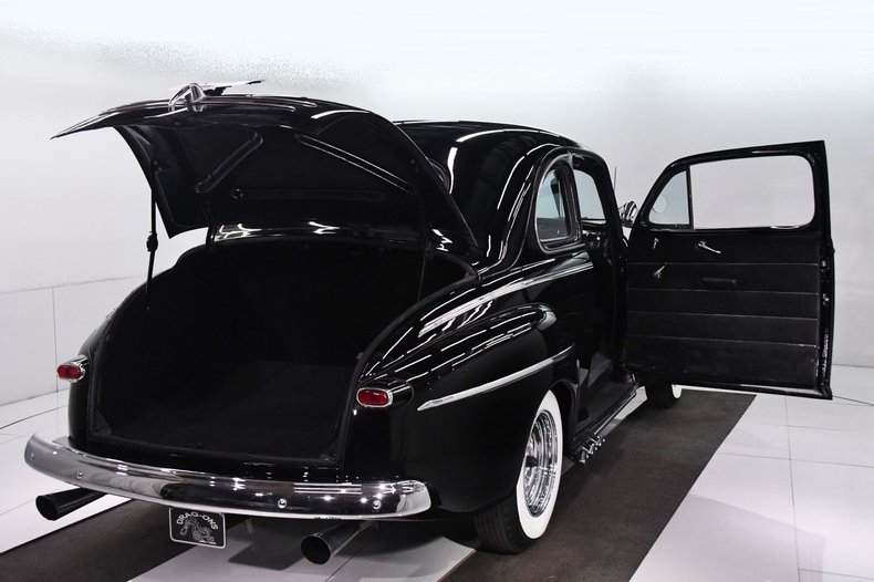 1946 Ford Super Deluxe | Volo Museum