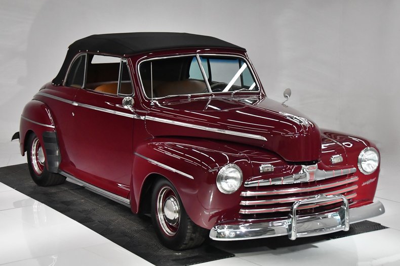 1946 Ford Super Deluxe | Volo Museum