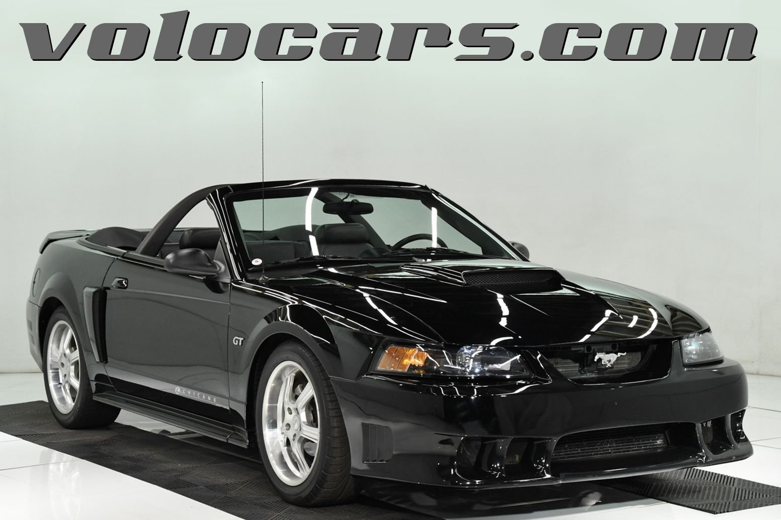 2001 Ford Mustang | Volo Museum