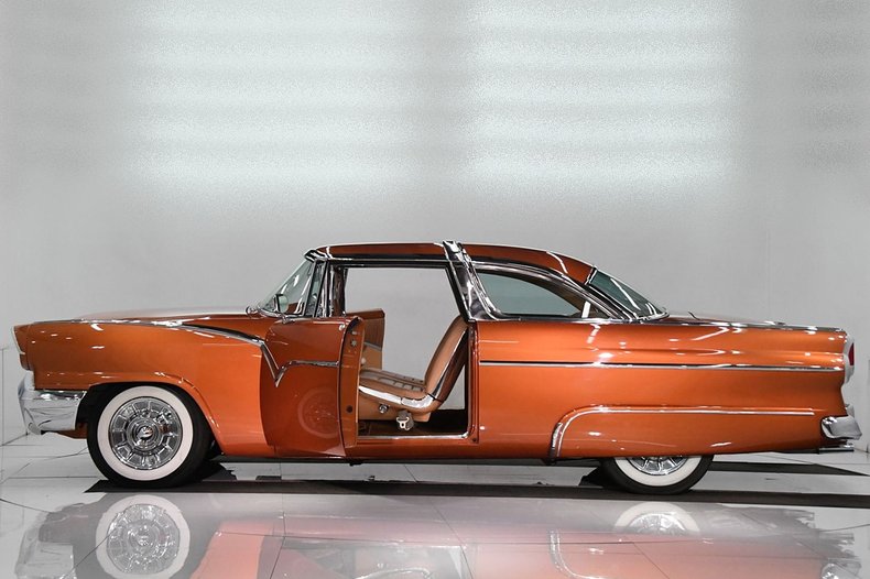 1955 Ford Crown Victoria