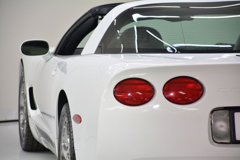 2004 Chevrolet Corvette