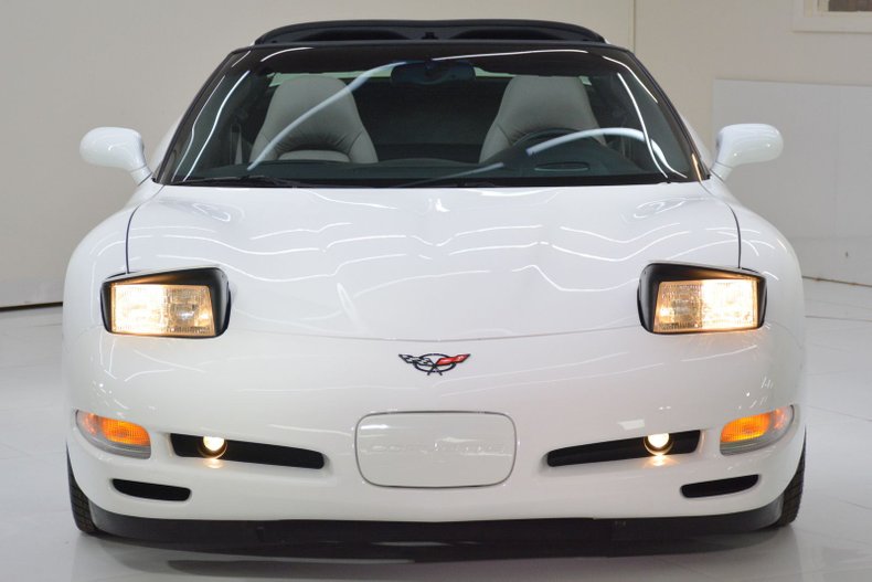 2004 Chevrolet Corvette