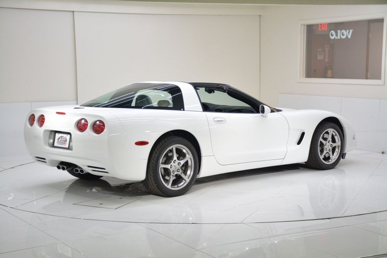 2004 Chevrolet Corvette