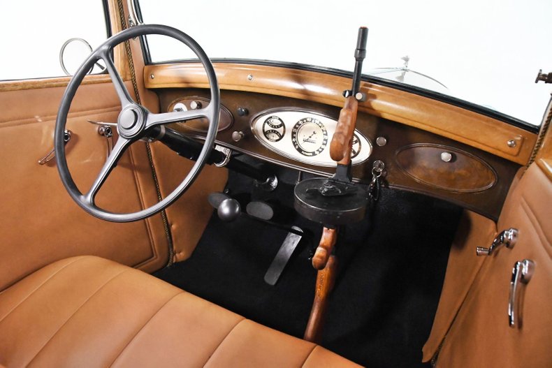 1933 Plymouth Sedan
