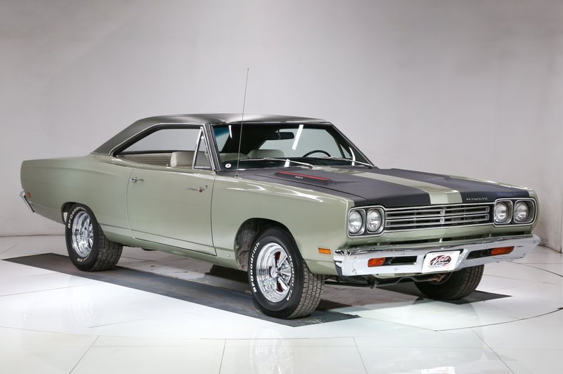 1969 Plymouth Road Runner | Volo Museum
