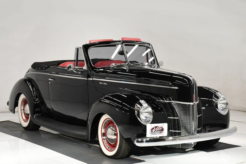 1940 Ford Deluxe